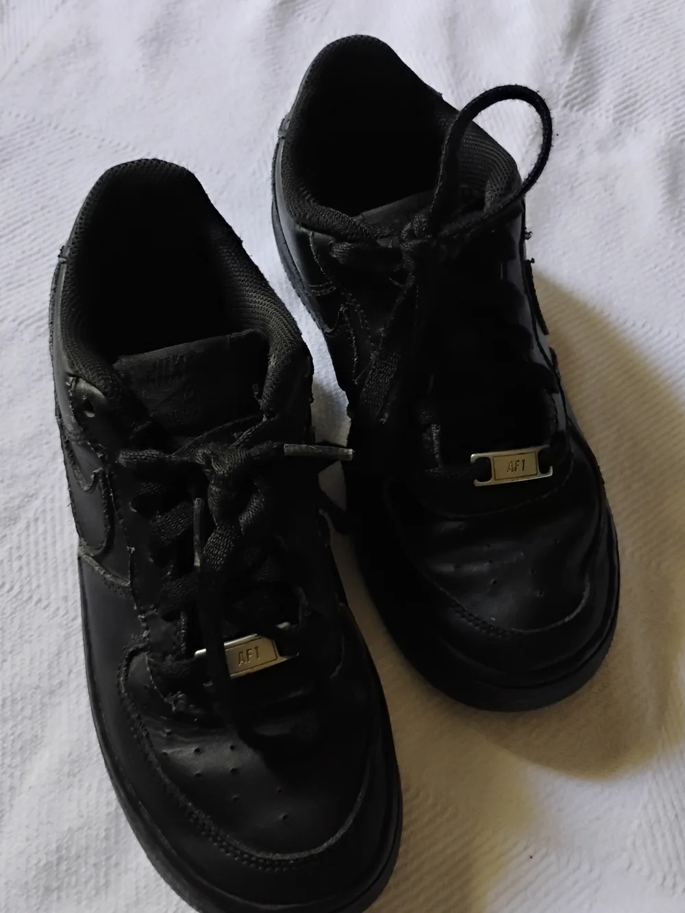 Nike Black Leather Low-Top Sneakers